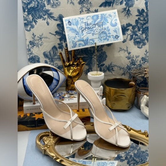 🆕 BLACK SUEDE STUDIO 🧿 NWOB Sammie 100 White Mesh Bow Mule Sandals, Sz 40 US9 - Picture 2 of 16